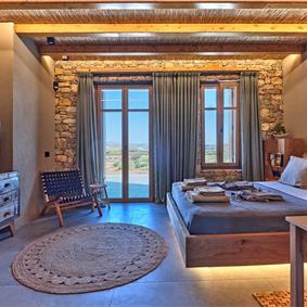 6 bedroom villa with pool, East Paros, sleeps 12